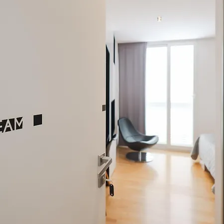 Unique Integrated By Adex Travel Aparthotel