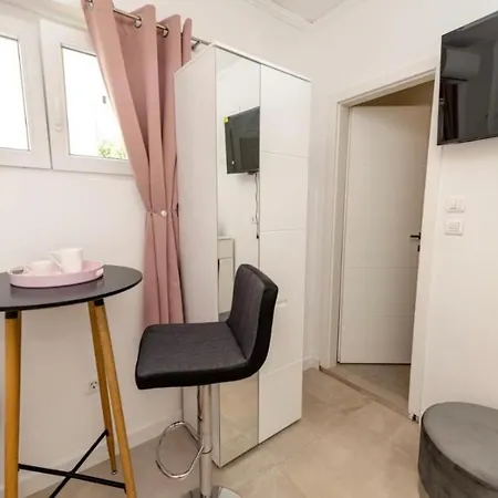 Aparthotel Unique Integrated 3*